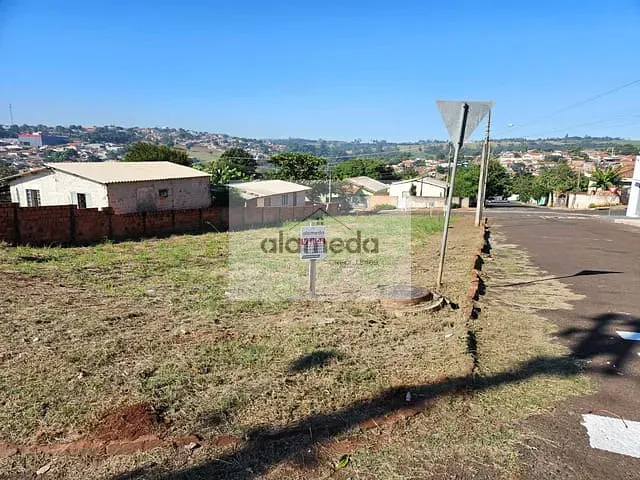 Terreno com 197m², à venda, no bairro VILA MARIA em Jacarezinho