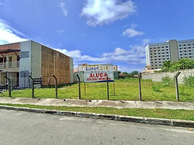 Terreno com 1100m², para alugar, no bairro Farolândia em Aracaju