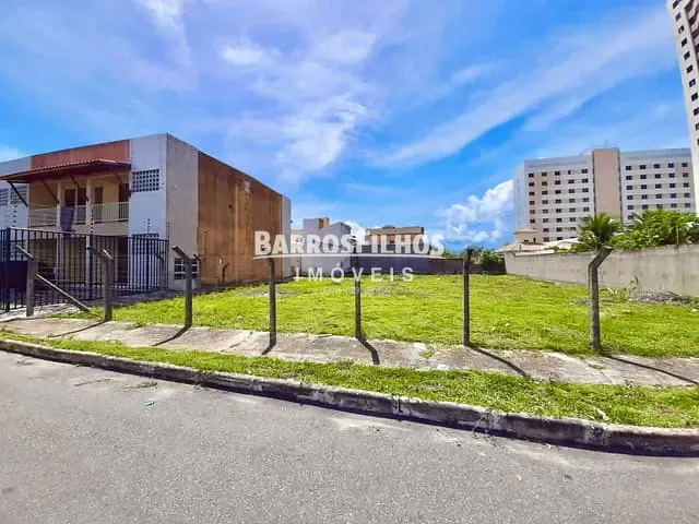 Terreno com 1100m², para alugar, no bairro Farolândia em Aracaju