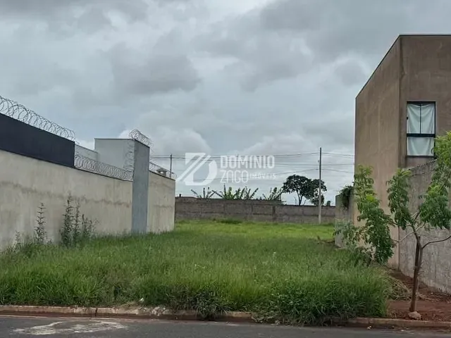 Terreno com 261m², à venda, no bairro Conjunto Margarida Rosa de Azevedo em Uberaba