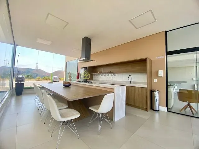 Terreno com 248m², à venda, no bairro Casa de Pedra em Volta Redonda