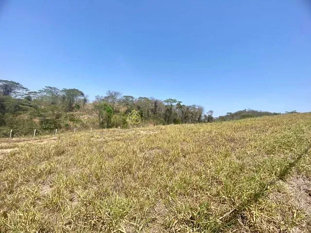 Terreno com 248m², à venda, no bairro Casa de Pedra em Volta Redonda