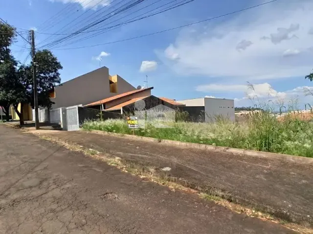 Terreno com 367m², à venda, no bairro Jardim Caviúna em Rolândia