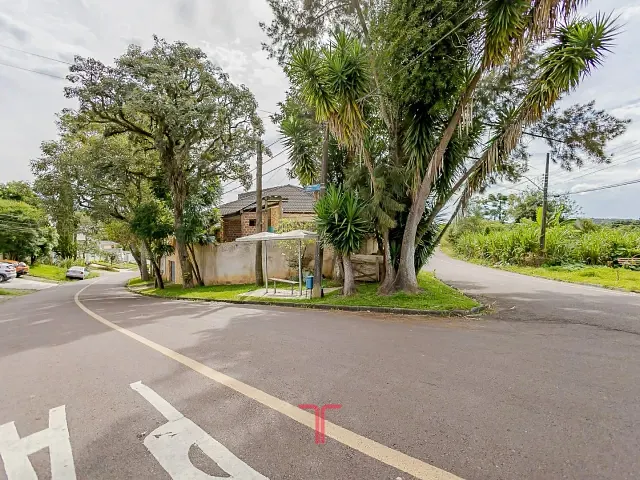 Terreno com 353m², à venda, no bairro Vista Alegre em Curitiba