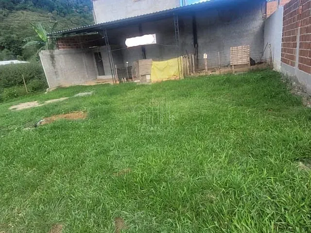 Terreno com 210m², à venda, no bairro Cidade Jardim Guapimirim em Guapimirim