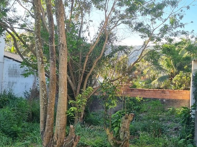 Terreno com 480m², à venda, no bairro Praia de Itaipuaçu (Itaipuaçu) em Maricá