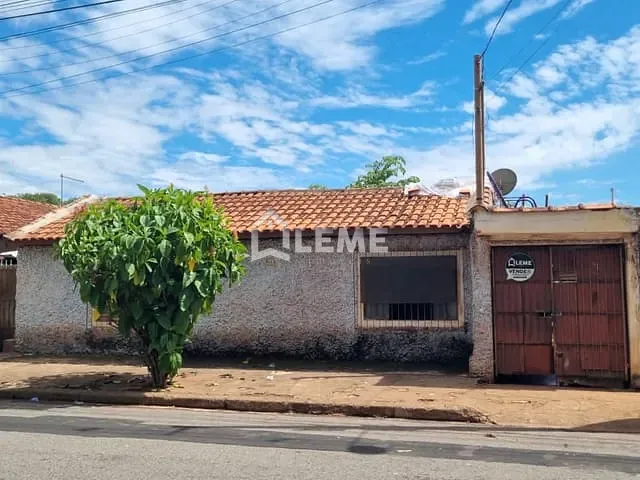 Terreno com 306m², à venda, no bairro Vila Carvalho em Mococa