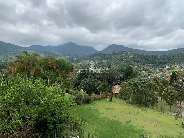 Terreno com 576m², à venda, no bairro Golfe em Teresópolis