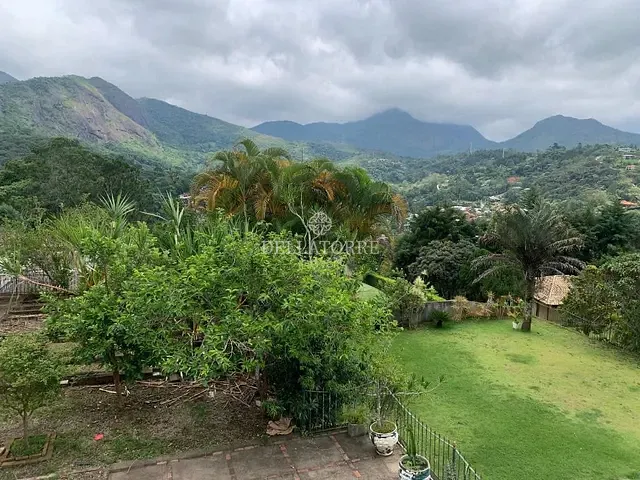 Terreno com 576m², à venda, no bairro Golfe em Teresópolis