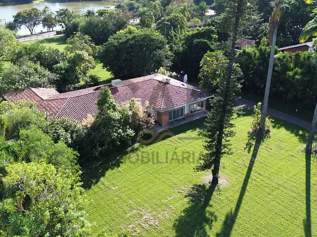 Terreno com 7128m², à venda, no bairro Centro em Holambra