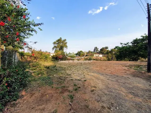 Terreno com 867m², à venda, no bairro Penedo em Itatiaia