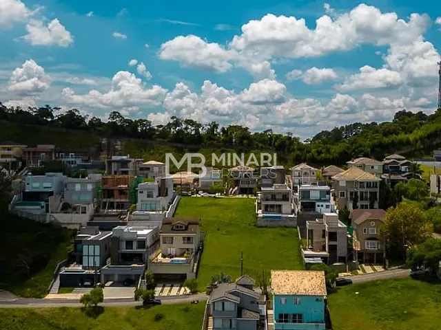 Terreno com 360m², à venda, no bairro Alphaville em Santana de Parnaíba
