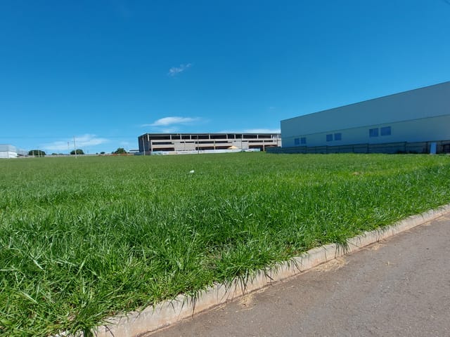 Terreno com 1250m², à venda, no bairro Real Grandeza em Aparecida de Goiânia