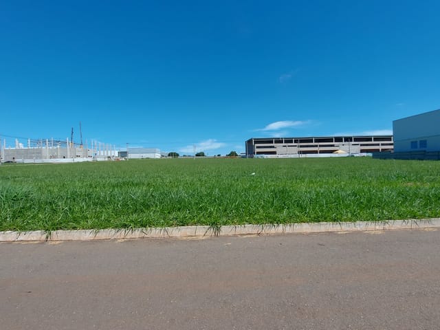 Terreno com 1250m², à venda, no bairro Real Grandeza em Aparecida de Goiânia
