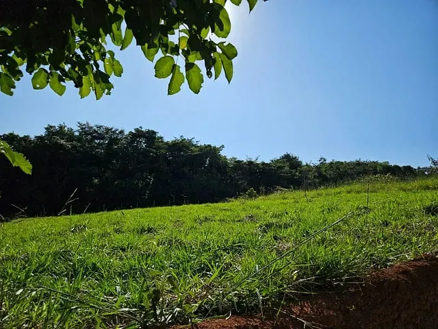Terreno com 791m², à venda, no bairro Residencial Embaúba em Piranguinho