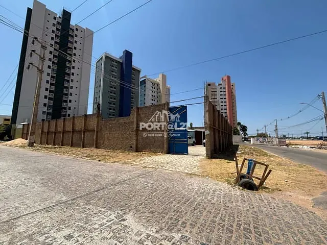 Terreno com 1500m², à venda, no bairro Atrás da Banca em Petrolina