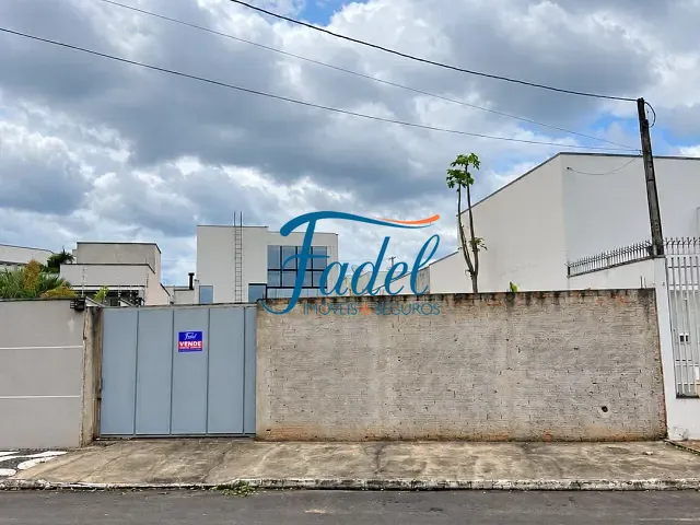 Terreno com 360m², à venda, no bairro Jd.  Leonor em Conchal