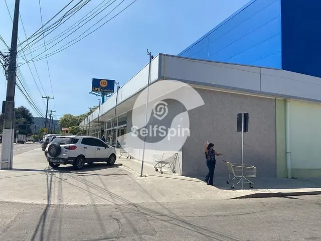 Terreno com 450m², para alugar, no bairro Itaipu em Niterói