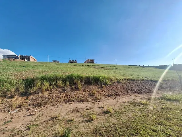 Terreno com 330m², à venda, no bairro Condomínio Residencial Alphaville em São José dos Campos