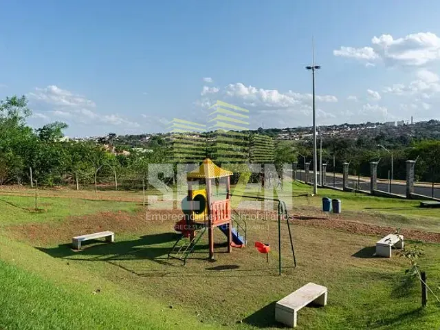 Terreno com 273m², à venda, no bairro Residencial Floratta Nações em Bauru