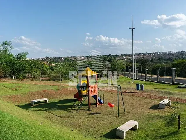 Terreno com 273m², à venda, no bairro Residencial Floratta Nações em Bauru