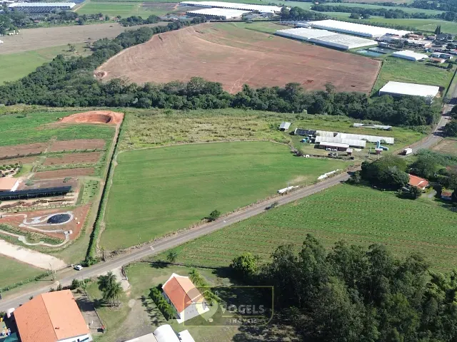 Terreno com 20000m², à venda, no bairro Fundão em Holambra