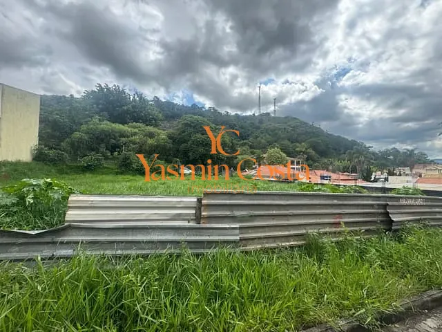 Terreno com 636m², à venda, no bairro Edith Lopes em Cambuí