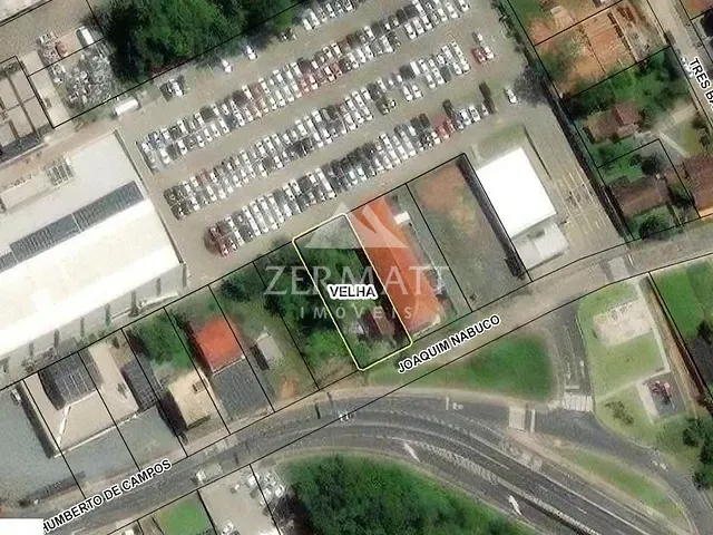 Terreno com 978m², à venda, no bairro Velha em Blumenau
