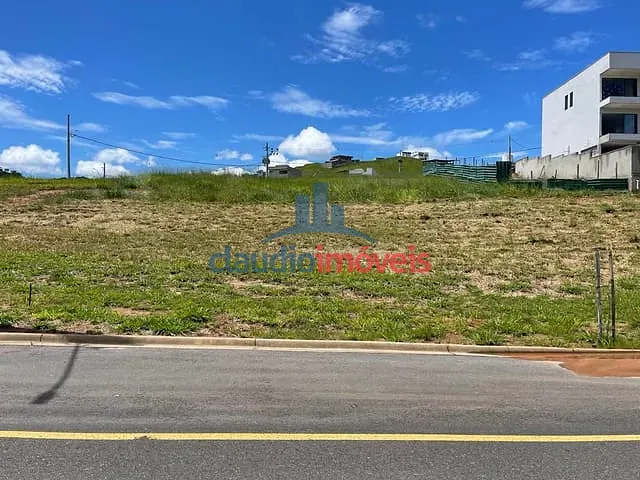 Terreno à venda, no bairro Casa de Pedra em Volta Redonda