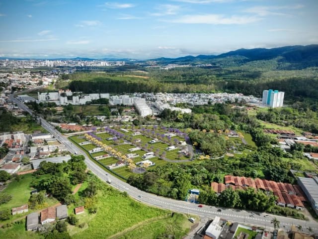 Terreno com 178m², à venda, no bairro Vila Suissa em Mogi das Cruzes