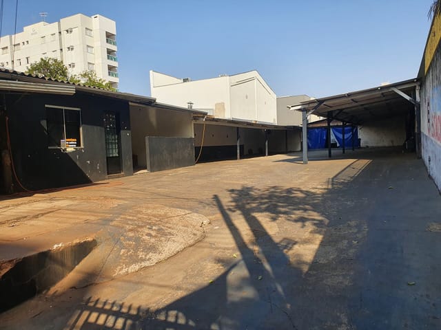 Terreno com 508m², à venda, no bairro Centro em Londrina