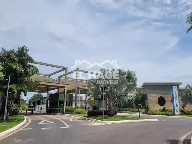 Terreno com 560m², à venda, no bairro Parque Universitário em Cuiabá
