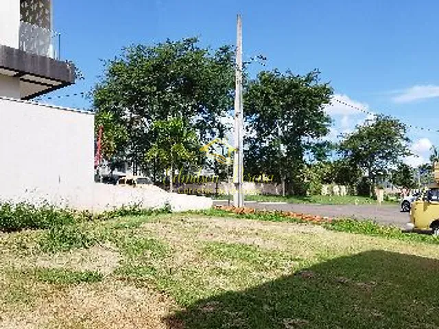Terreno com 267m², à venda, no bairro Gleba Simon Frazer em Londrina