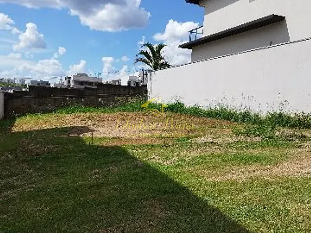 Terreno com 267m², à venda, no bairro Gleba Simon Frazer em Londrina