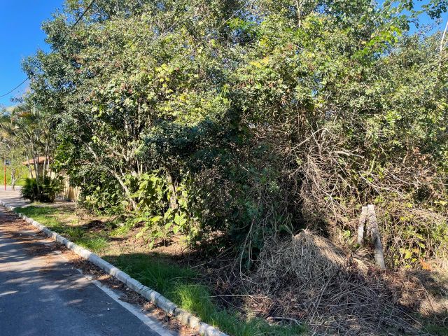 Terreno com 375m², à venda, no bairro Cajueiros (Itaipuaçu) em Maricá