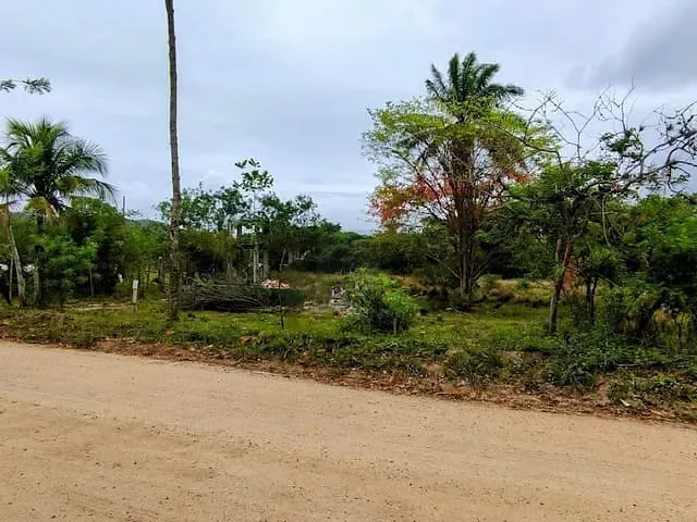 Terreno com 300m², à venda, no bairro Rincão Mimoso (Itaipuaçu) em Maricá