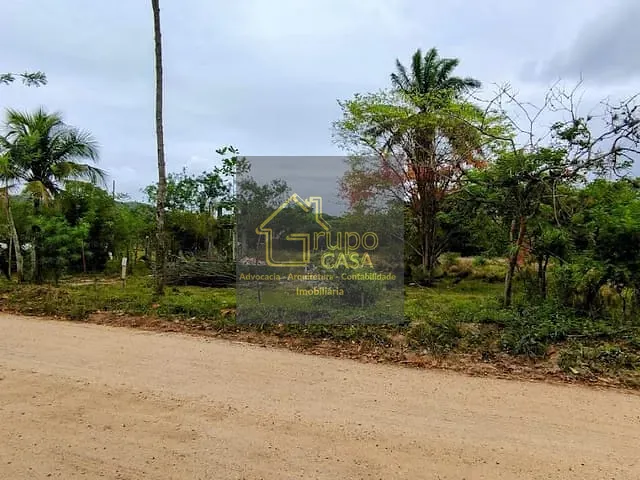 Terreno com 300m², à venda, no bairro Rincão Mimoso (Itaipuaçu) em Maricá