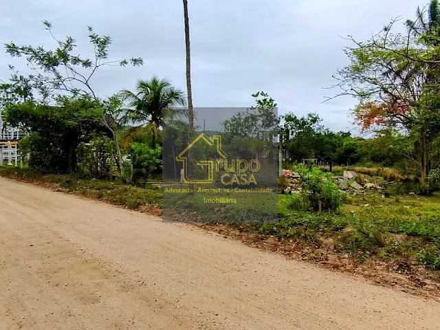 Terreno com 300m², à venda, no bairro Rincão Mimoso (Itaipuaçu) em Maricá