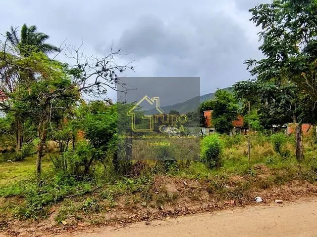 Terreno com 300m², à venda, no bairro Rincão Mimoso (Itaipuaçu) em Maricá