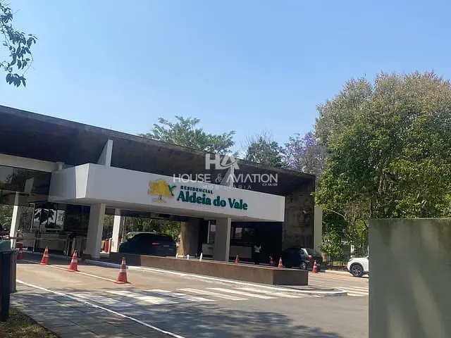 Terreno com 2312m², à venda, no bairro Residencial Aldeia do Vale em Goiânia