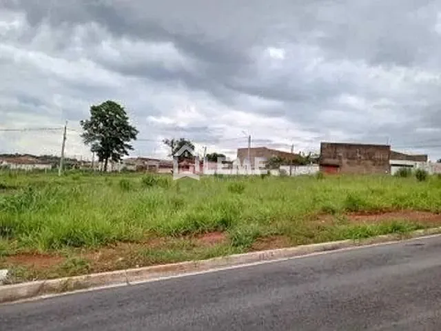 Terreno com 200m², à venda, no bairro Loteamento Santa Emília em Mococa
