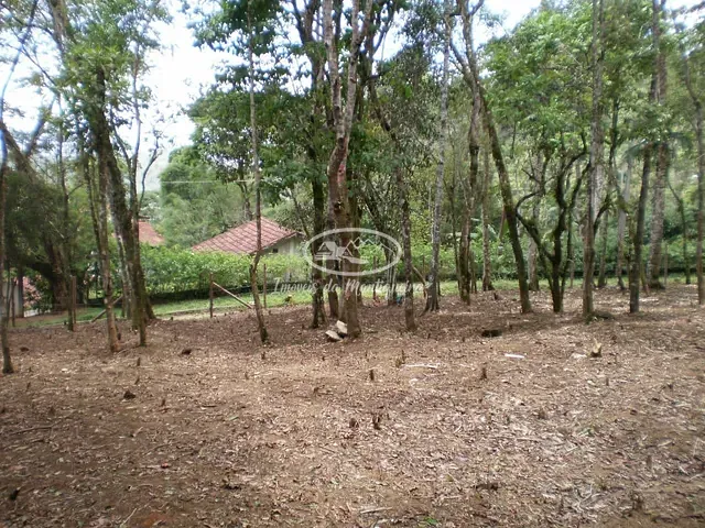 Terreno com 965m², à venda, no bairro Fazendinha (Penedo) em Itatiaia