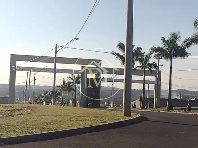 Terreno com 283m², à venda, no bairro Jardim Sao Lucas em Salto de Pirapora