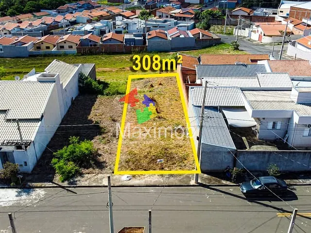 Terreno com 308m², à venda, no bairro Loteamento Residencial Rubens Ferian em Itapira