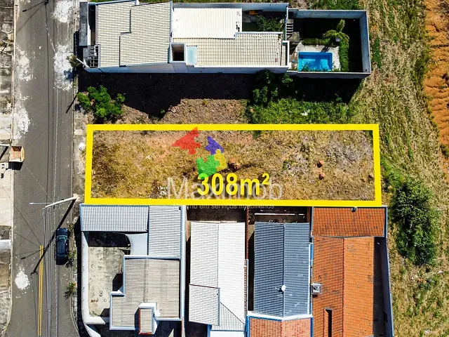 Terreno com 308m², à venda, no bairro Loteamento Residencial Rubens Ferian em Itapira