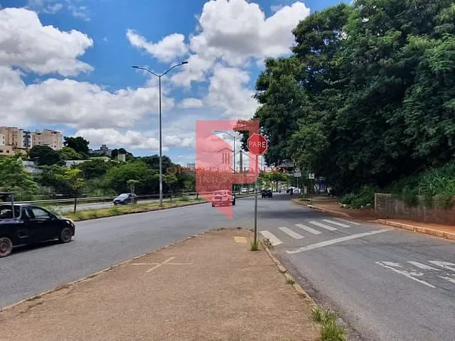 Terreno à venda, no bairro Santa Efigênia em Belo Horizonte