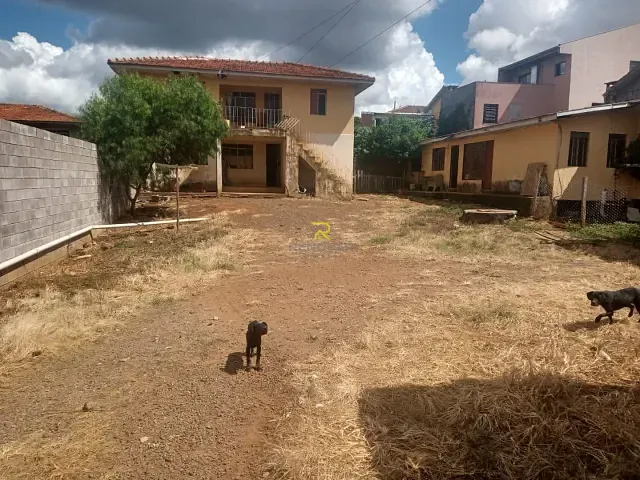 Terreno com 839m², à venda, no bairro Centro em Guarapuava
