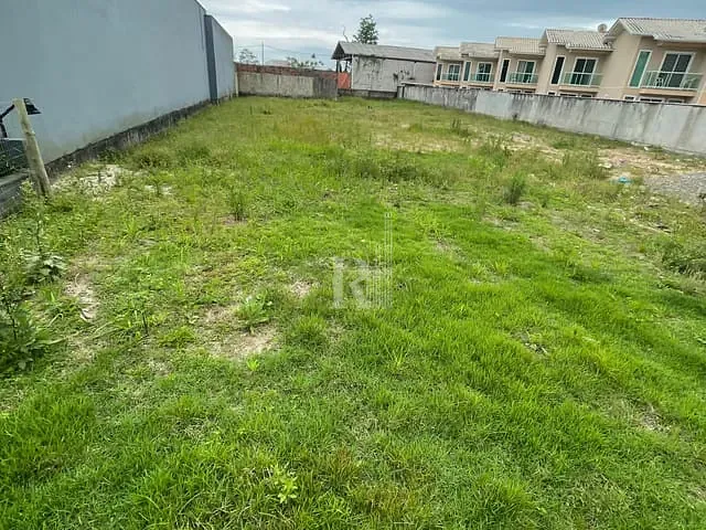 Terreno com 1930m², à venda, no bairro XV de Novembro em Tijucas