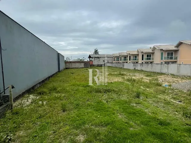 Terreno com 1930m², à venda, no bairro XV de Novembro em Tijucas