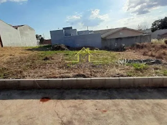 Terreno com 200m², à venda, no bairro Jardim Aeroporto em Guaxupé